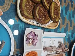 -三江源美食城