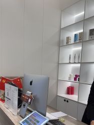 -Meng Lang 梦郎白金店