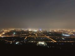 -鬼笑石后山停车场