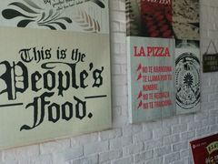 -必胜客(宝杨路宅急送店)