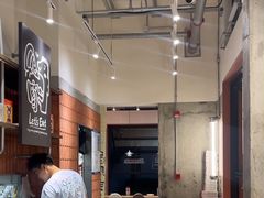 -必胜客(上海华谊新所店)