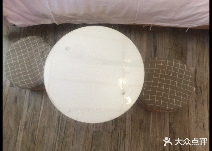 果然挺有意思的。尤其是床的设计