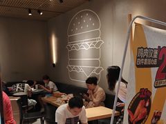 -麦当劳(中山公园龙之梦店)