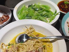 -鸽子侯·家宴·平价海鲜(市图书馆店)