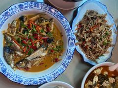 腊肉炒笋-途中饭店(开化店)