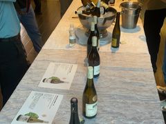 -上海漕河泾万丽酒店