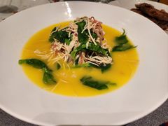 -HOMES上海本帮菜(襄阳公园店)