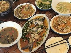 -小乡小镇·传承桐庐土菜·老板亲自烧的菜