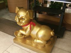 -有米猪港式餐厅