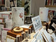 -钟书阁(珍园店)