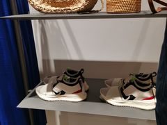 -URBAN REVIVO(西安Momopark店)