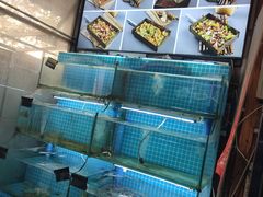 -老东镇啤酒屋海鲜加工·蒸汽海鲜·海鲜烧烤(台东店)