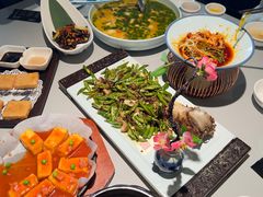 -三生三味密宗川菜·江景餐厅(来福士店)