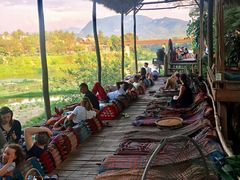 -乌托邦酒吧和餐厅