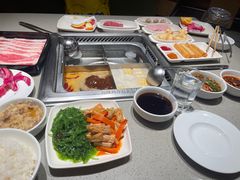 -海底捞火锅鲜切牛肉主题店(长寿路店)