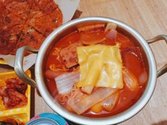 部队汤-Woolee韩食堂·韩式家庭料理