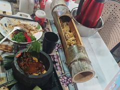 -刘姐啤酒鱼民族演艺餐厅(西街总店)