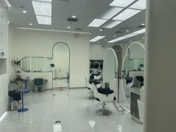 -5M HAIR SALON精品店