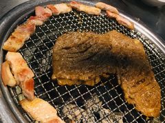 调味雪花牛排肉-韩聚屋韩国烤肉餐厅(新北万达店)