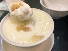 莲子双皮奶-义顺牛奶公司(庇利金街店)