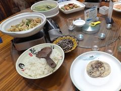 -小小饭店·休闲农庄·安吉松树林里的农家菜