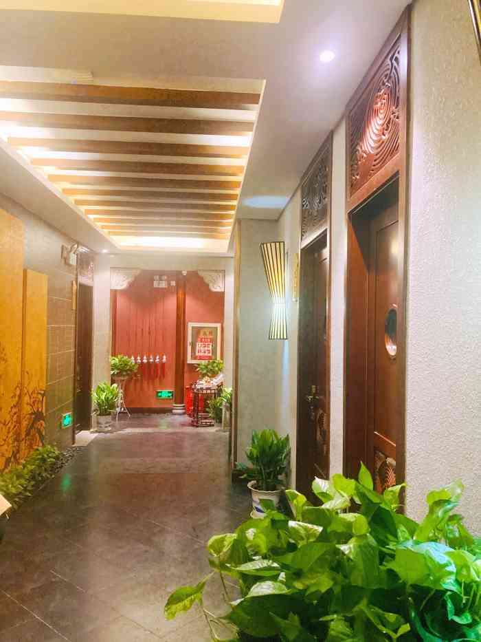 臻品足道(no.2万松园店)-"按摩师手法超级棒,但是我每次只要女技师,.