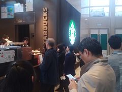 -星巴克(港汇1号办公楼店)