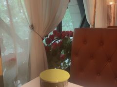 -维园悦谱·海派家常菜(乌鲁木齐南路店)