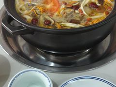 -云南印象昭通天麻火腿鸡(新疆石油花园二期店)
