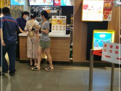 -麦当劳(广州新港东路第二分店)