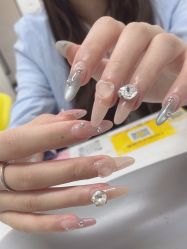 -尤米一站式美甲美睫