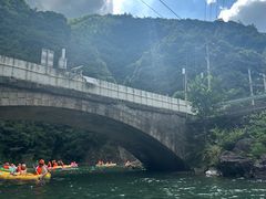 -安吉龙王山峡谷漂流