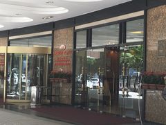 -深圳富苑皇冠假日套房酒店