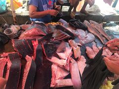 -仙本那小型鱼市