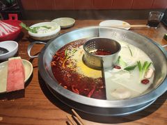 鸳鸯锅底-佬土鹅肠火锅(解放路店)