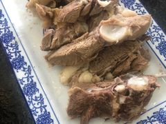 -撒拉人家.酸菜牦牛肉火锅