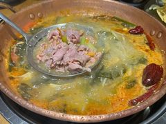 -洱火云南酸菜牛肉火锅(石景山当代商城店)