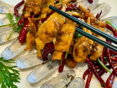 -连鹭海鲜·海肠捞饭·海胆饭(星海店)