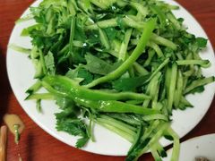 凉拌老虎菜-宝瑞门钉肉饼店