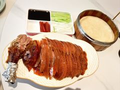 -梅利汴京烤鸭•开封豫菜地标店(东司门店)