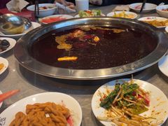 -忘情水鱼头·鲜鱼火锅(滨江中路店)