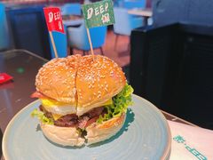 -DEEP·深美式餐吧(五棵松华熙LIVE店)