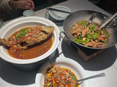 香煎大鲫鱼-费大厨辣椒炒肉(太平老街店)
