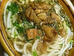 -花溪牛肉粉(八鸽岩店)