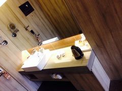 iphone_upload_pic-西安大雁塔科技大学地铁站亚朵酒店