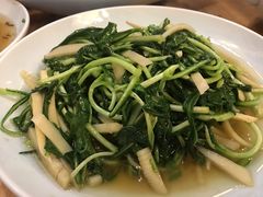 马兰头炒冬笋-双塔老饭店