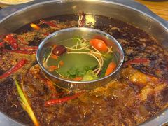 -六公里老火锅(总店)