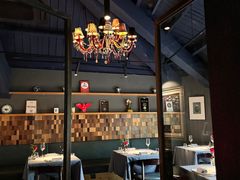 -弦月窗LUNETTE BY AMANDA(复兴路店)