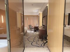 -中山利和希尔顿酒店
