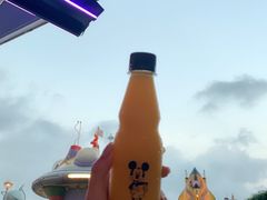 橙汁-彗星餐厅(香港迪士尼乐园)